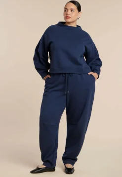 Barrel Leg Sweatpant