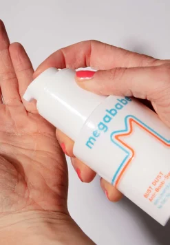 Bust Dust Anti-Boob-Sweat Powder