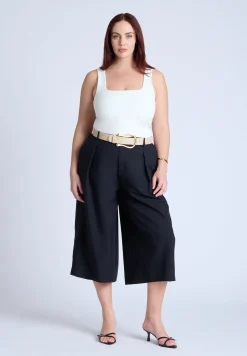 Horseshoe Buckle Belt