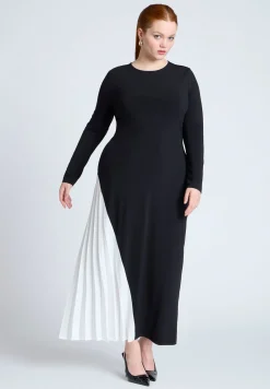 Maxi Dress With Pleat