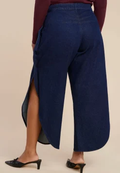 Petal Shape Open Side Jean
