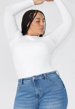 The Naomi Comfort Stretch Straight Leg Jean Crop