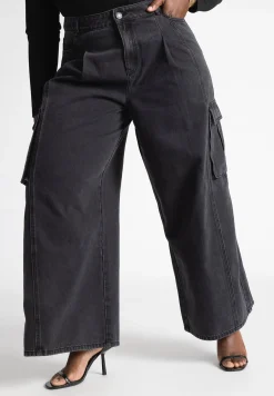 Wide Leg Cargo Jean