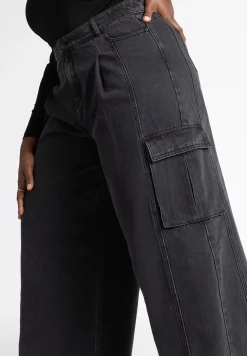 Wide Leg Cargo Jean