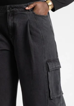 Wide Leg Cargo Jean